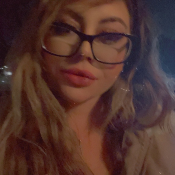 Meet your Posher, Rikki - Picture 1 of 1